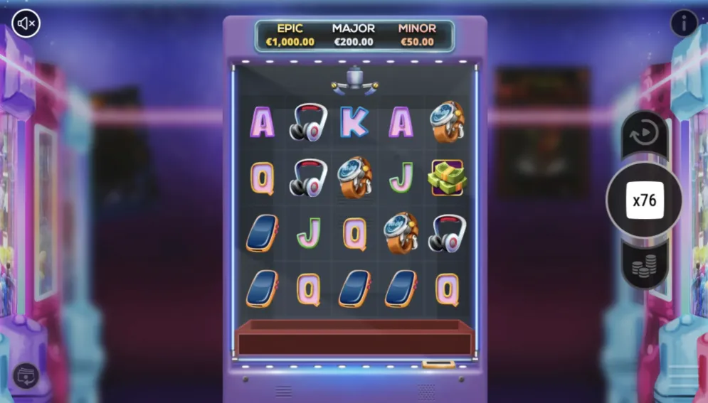 Lucky Claw Game